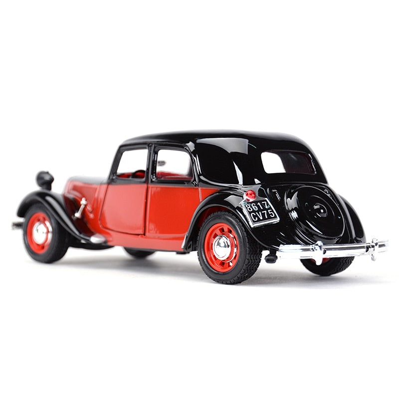 Bburago 1:24 1938 Citroen 15 Cvta Classic Car Static Die Cast Vehicles Collectible Model Car Toys - TIKIJTRONICS 0 SPECIFICATIONSType: CarScale: 1:24Recommend Age: 12+yOrigin: Mainland ChinaModel Number: 22017Material: MetalFeatures: DiecastCertification: 3CCertificate Number: 2015012204762408Brand Name: BburagoBarcode: No3C: Certificate TIKIJTRONICS  (Store description)