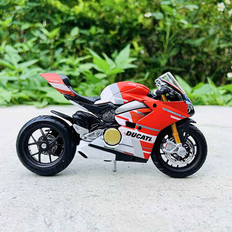 Maisto 1:18 16 styles Ducati panigale v4 s c white original authorized simulation alloy motorcycle model toy car gift collection - TIKIJTRONICS 0 SPECIFICATIONSType: Finished GoodsShip/Naval Vessel: OtherScale: 1:18Recommend Age: 12+y,18+Origin: Mainland ChinaModel Number: Ducati motorcycle seriesMaterial: MetalFeatures: DiecastCertification: CECertificate Number: GZHH00343725CE: CertificateBrand Name: MaistoBarcode: No TIKIJTRONICS  (Store description)