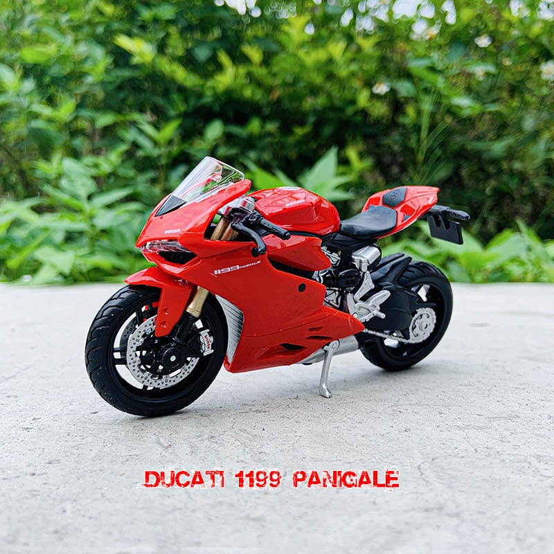 Maisto 1:18 16 styles Ducati panigale v4 s c white original authorized simulation alloy motorcycle model toy car gift collection - TIKIJTRONICS 0 SPECIFICATIONSType: Finished GoodsShip/Naval Vessel: OtherScale: 1:18Recommend Age: 12+y,18+Origin: Mainland ChinaModel Number: Ducati motorcycle seriesMaterial: MetalFeatures: DiecastCertification: CECertificate Number: GZHH00343725CE: CertificateBrand Name: MaistoBarcode: No TIKIJTRONICS  (Store description)