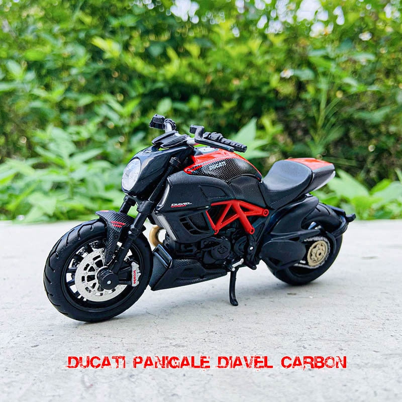 Maisto 1:18 16 styles Ducati panigale v4 s c white original authorized simulation alloy motorcycle model toy car gift collection - TIKIJTRONICS 0 SPECIFICATIONSType: Finished GoodsShip/Naval Vessel: OtherScale: 1:18Recommend Age: 12+y,18+Origin: Mainland ChinaModel Number: Ducati motorcycle seriesMaterial: MetalFeatures: DiecastCertification: CECertificate Number: GZHH00343725CE: CertificateBrand Name: MaistoBarcode: No TIKIJTRONICS  (Store description)