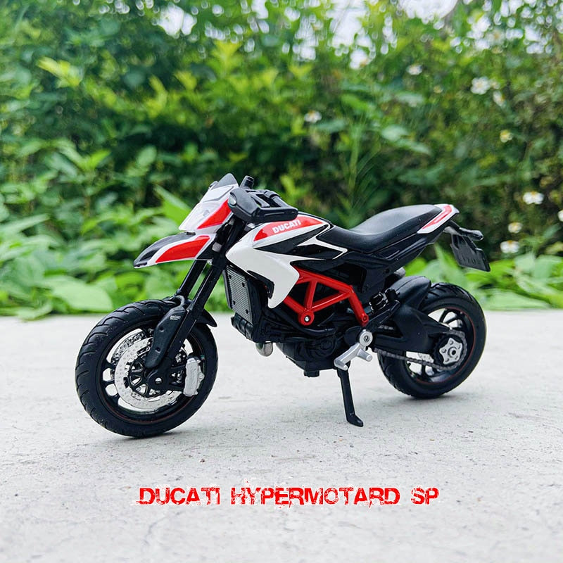 Maisto 1:18 16 styles Ducati panigale v4 s c white original authorized simulation alloy motorcycle model toy car gift collection - TIKIJTRONICS 0 SPECIFICATIONSType: Finished GoodsShip/Naval Vessel: OtherScale: 1:18Recommend Age: 12+y,18+Origin: Mainland ChinaModel Number: Ducati motorcycle seriesMaterial: MetalFeatures: DiecastCertification: CECertificate Number: GZHH00343725CE: CertificateBrand Name: MaistoBarcode: No TIKIJTRONICS  (Store description)